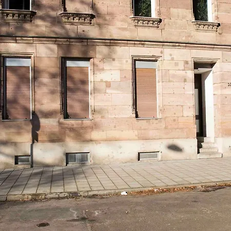 Schones, Hell Mobliertes 'new York' Privatunterkunft